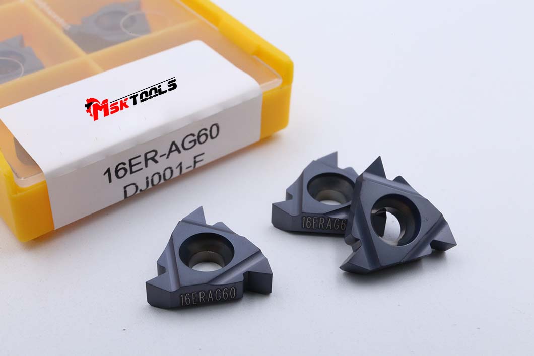 carbide insert cutting tool