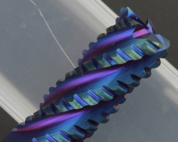 Sininen-nanopinnoitettu-karkea-jyrsin-1